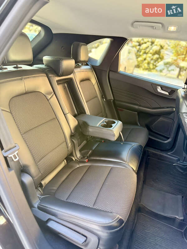 Позашляховик / Кросовер Ford Escape 2023 в Києві