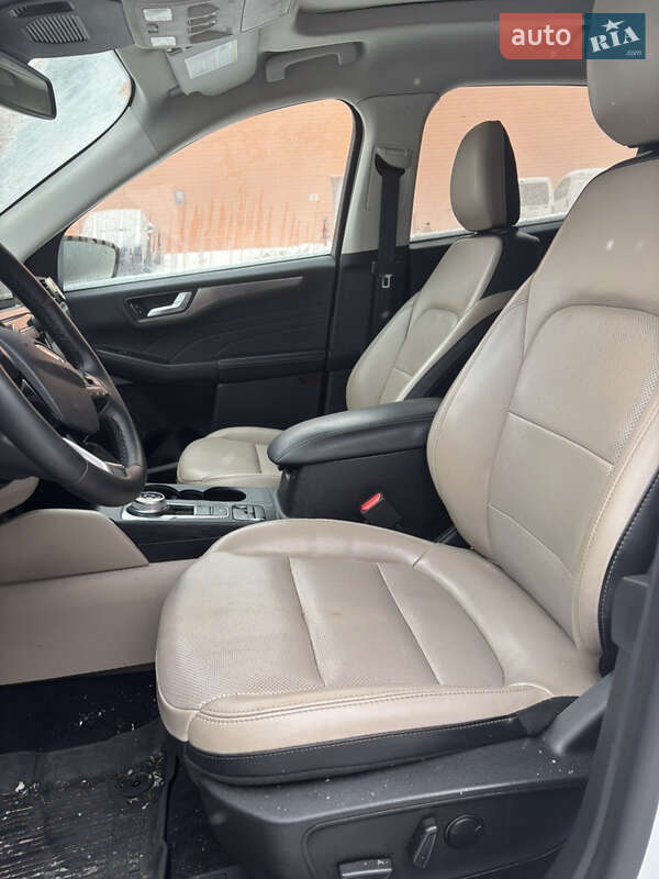 Позашляховик / Кросовер Ford Escape 2022 в Києві фото 13 Позашляховик / Кросовер Ford Escape 2022 в Києві