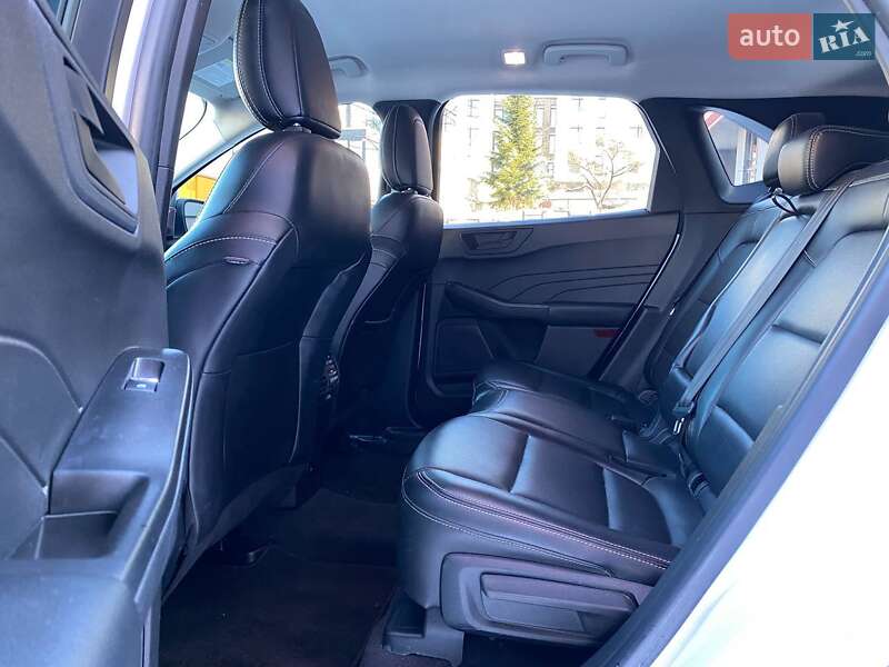 Позашляховик / Кросовер Ford Escape 2023 в Львові фото 18 Позашляховик / Кросовер Ford Escape 2023 в Львові