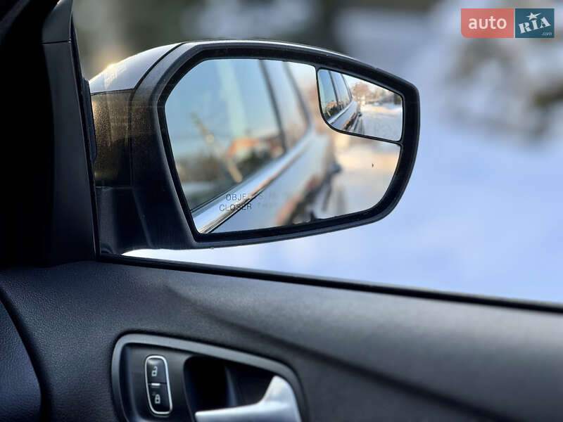 Внедорожник / Кроссовер Ford Escape 2018 в Киеве фото 44 Внедорожник / Кроссовер Ford Escape 2018 в Киеве