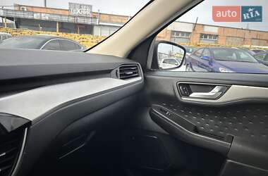 Внедорожник / Кроссовер Ford Escape 2020 в Запорожье