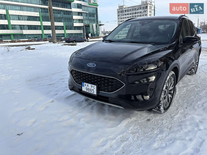 Внедорожник / Кроссовер Ford Escape 2020 в Киеве фото 43 Внедорожник / Кроссовер Ford Escape 2020 в Киеве