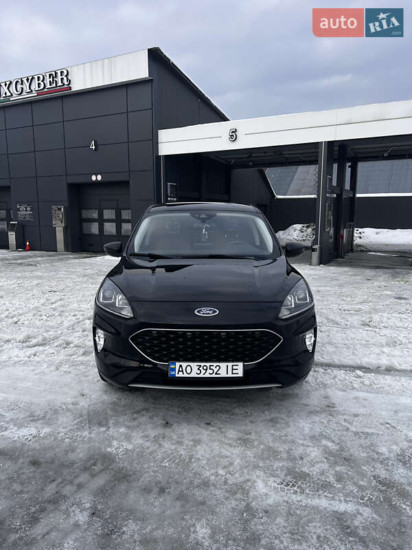 Позашляховик / Кросовер Ford Escape 2022 в Ужгороді