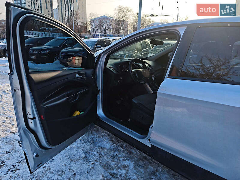 Внедорожник / Кроссовер Ford Escape 2015 в Харькове