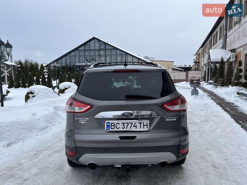 Позашляховик / Кросовер Ford Escape 2013 в Стрию