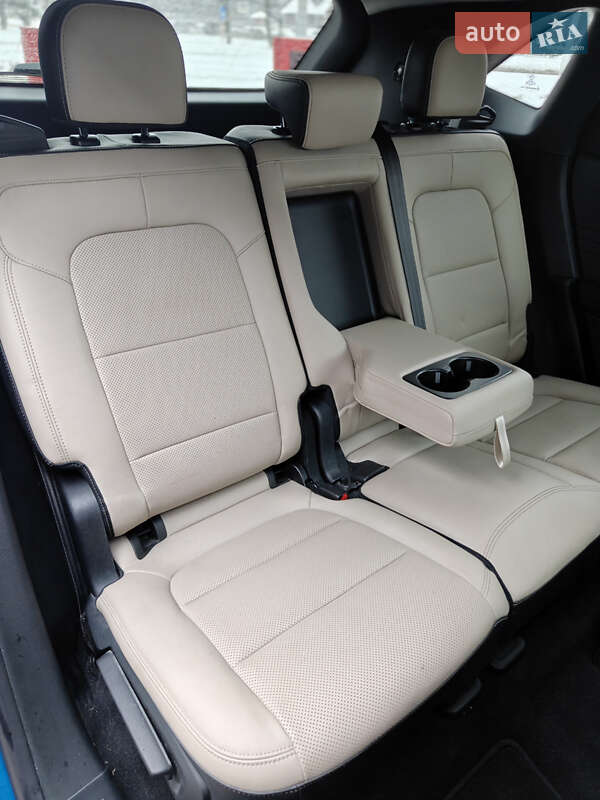 Позашляховик / Кросовер Ford Escape 2021 в Києві