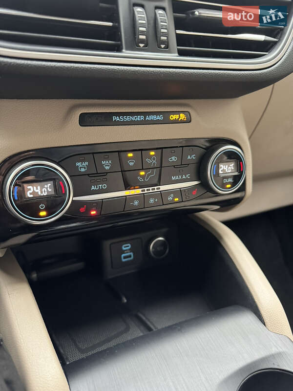 Позашляховик / Кросовер Ford Escape 2021 в Києві