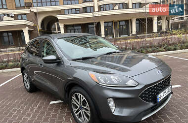 Внедорожник / Кроссовер Ford Escape 2021 в Киеве