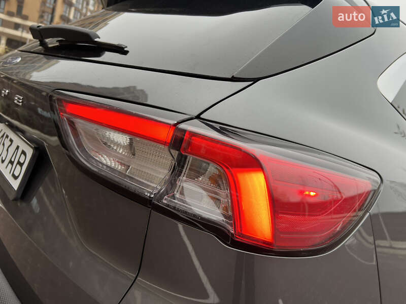 Позашляховик / Кросовер Ford Escape 2021 в Києві