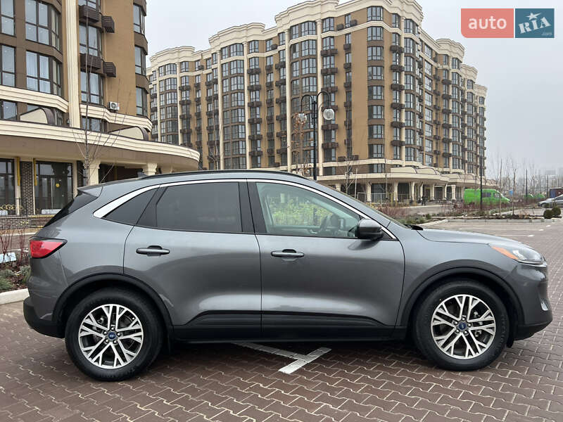 Позашляховик / Кросовер Ford Escape 2021 в Києві