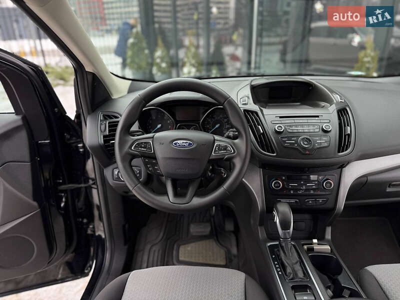 Позашляховик / Кросовер Ford Escape 2018 в Києві