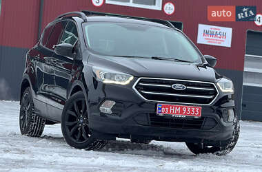 Внедорожник / Кроссовер Ford Escape 2017 в Дубно