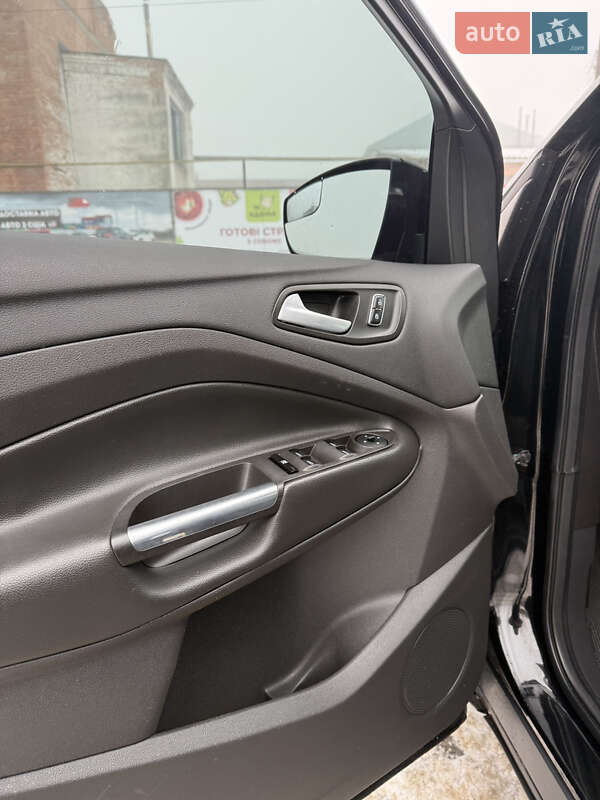 Внедорожник / Кроссовер Ford Escape 2016 в Лубнах фото 32 Внедорожник / Кроссовер Ford Escape 2016 в Лубнах