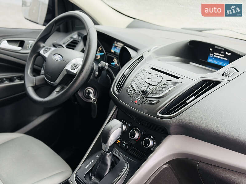 Внедорожник / Кроссовер Ford Escape 2016 в Лубнах фото 49 Внедорожник / Кроссовер Ford Escape 2016 в Лубнах