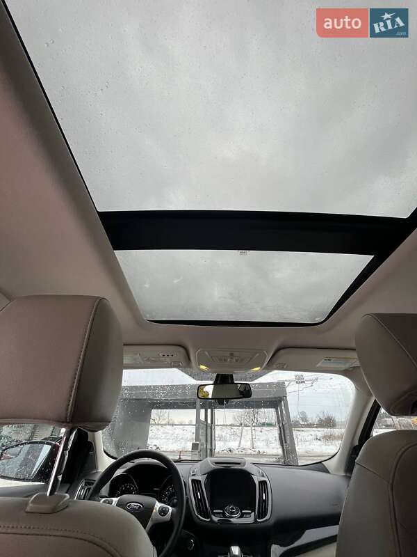 Позашляховик / Кросовер Ford Escape 2015 в Львові фото 14 Позашляховик / Кросовер Ford Escape 2015 в Львові