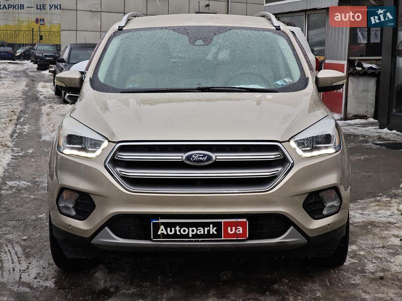 Внедорожник / Кроссовер Ford Escape 2016 в Харькове