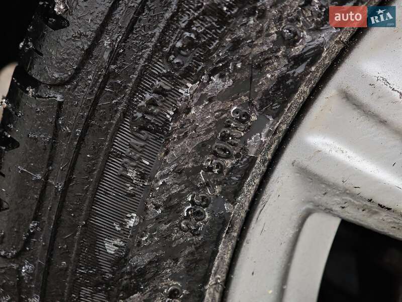 Внедорожник / Кроссовер Ford Escape 2016 в Харькове