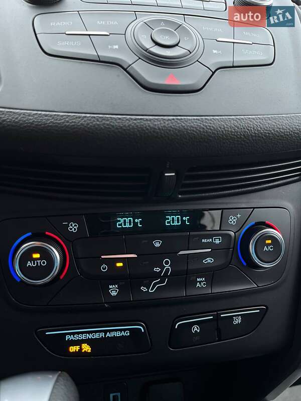 Позашляховик / Кросовер Ford Escape 2017 в Львові