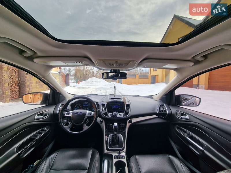 Внедорожник / Кроссовер Ford Escape 2012 в Стрые