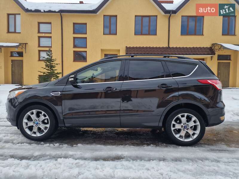 Внедорожник / Кроссовер Ford Escape 2012 в Стрые