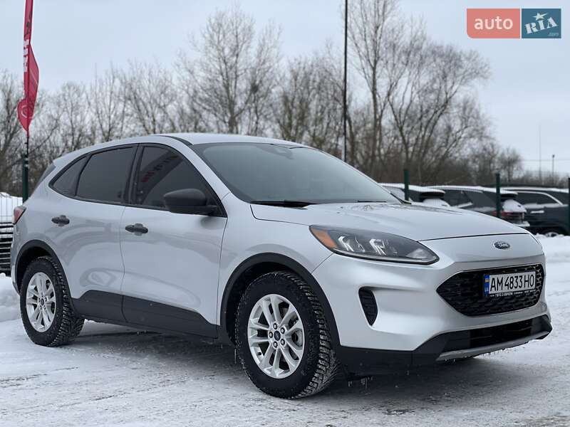 Внедорожник / Кроссовер Ford Escape 2020 в Бердичеве