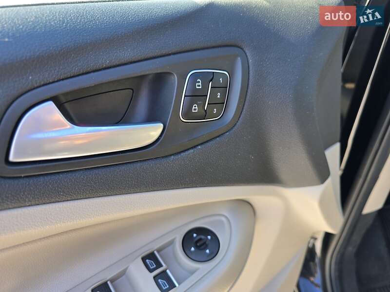 Внедорожник / Кроссовер Ford Escape 2017 в Павлограде фото 8 Внедорожник / Кроссовер Ford Escape 2017 в Павлограде