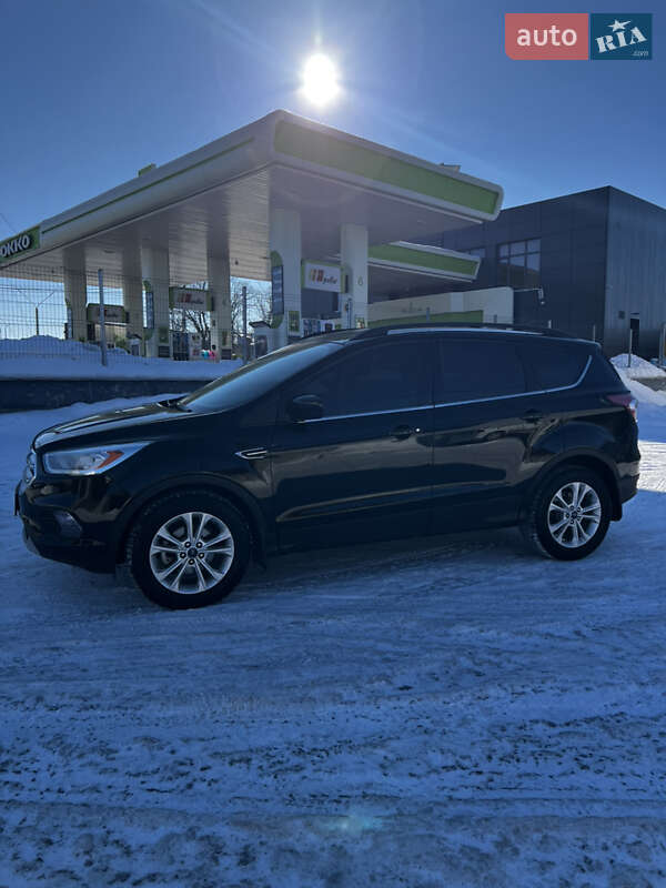 Внедорожник / Кроссовер Ford Escape 2017 в Белой Церкви