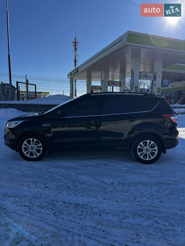 Внедорожник / Кроссовер Ford Escape 2017 в Белой Церкви