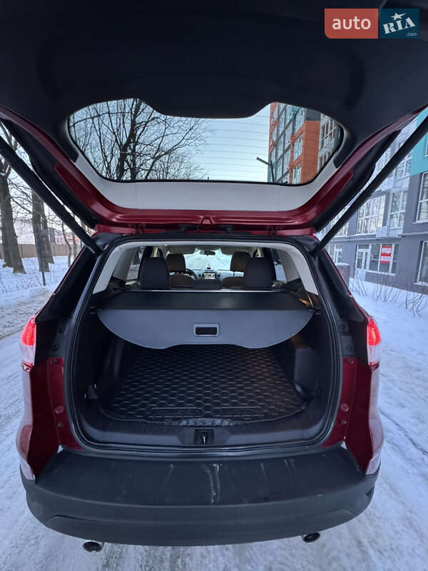 Позашляховик / Кросовер Ford Escape 2012 в Чернігові