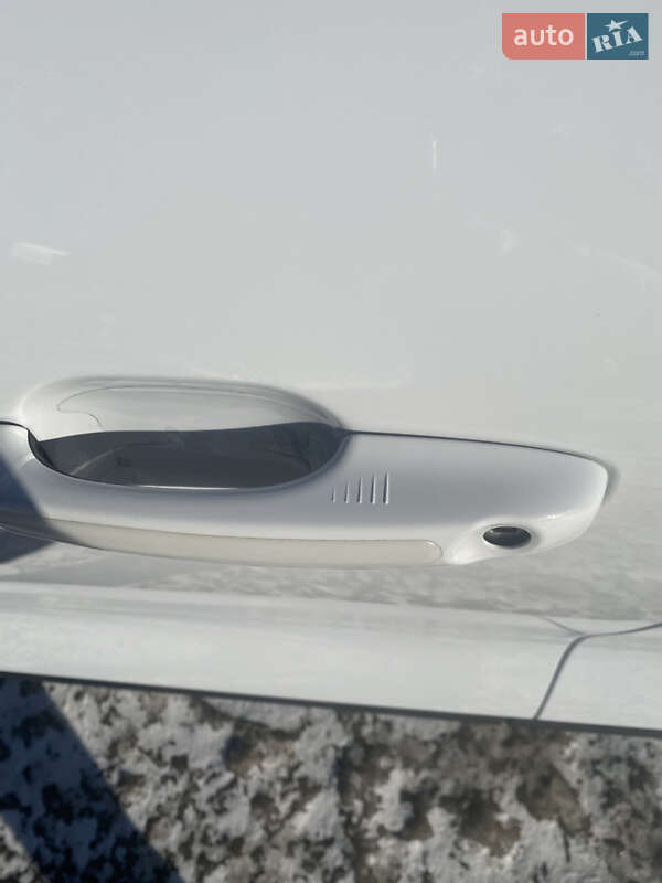 Внедорожник / Кроссовер Ford Escape 2024 в Чернигове