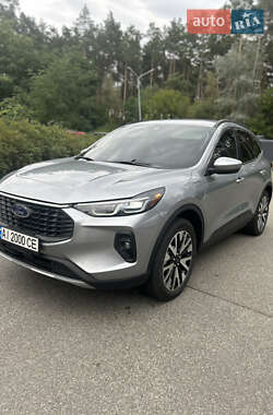 Внедорожник / Кроссовер Ford Escape 2024 в Киеве