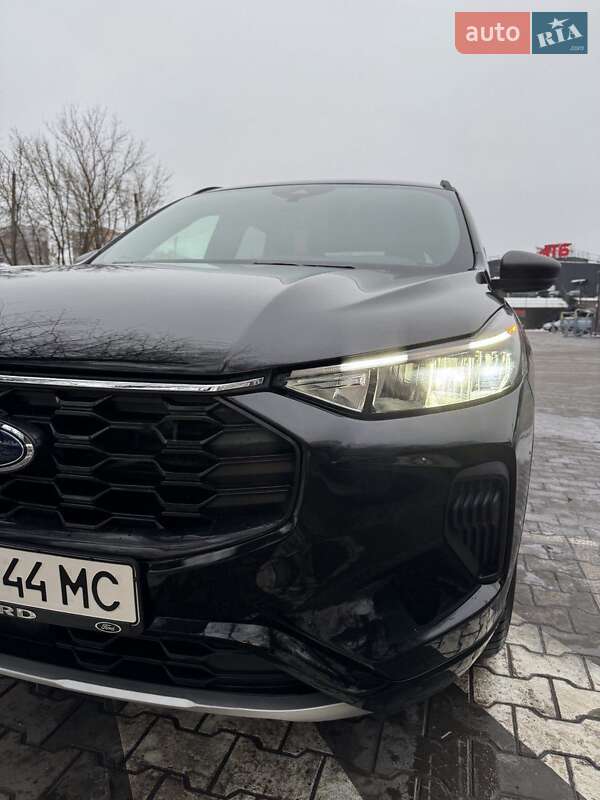 Позашляховик / Кросовер Ford Escape 2024 в Хмельницькому