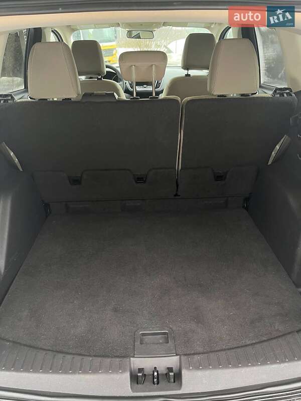 Позашляховик / Кросовер Ford Escape 2017 в Львові