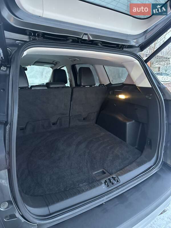 Внедорожник / Кроссовер Ford Escape 2016 в Белогородке