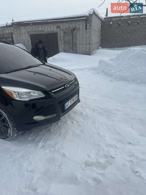 Позашляховик / Кросовер Ford Escape 2013 в Івано-Франківську