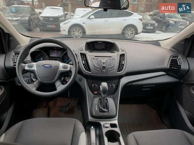Позашляховик / Кросовер Ford Escape 2015 в Вінниці