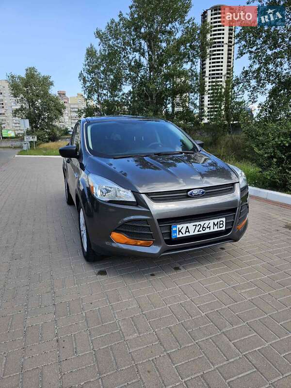 Внедорожник / Кроссовер Ford Escape 2015 в Киеве