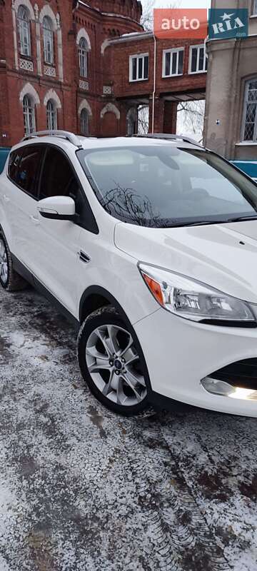 Внедорожник / Кроссовер Ford Escape 2014 в Сумах