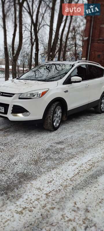 Внедорожник / Кроссовер Ford Escape 2014 в Сумах