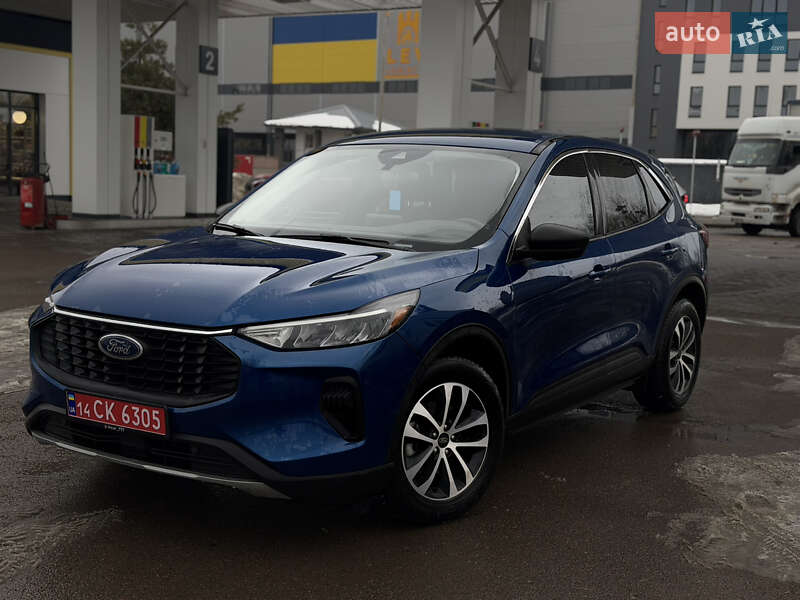 Внедорожник / Кроссовер Ford Escape 2023 в Львове