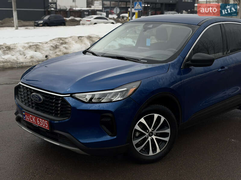 Внедорожник / Кроссовер Ford Escape 2023 в Львове