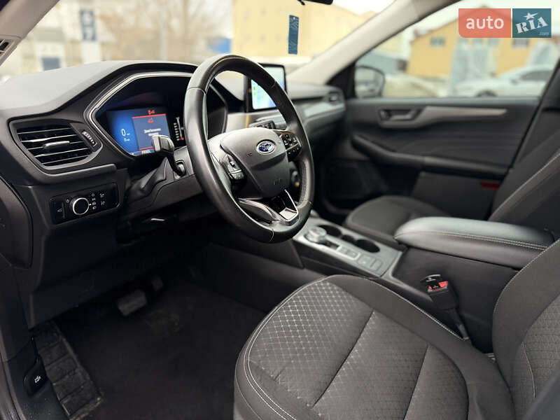 Внедорожник / Кроссовер Ford Escape 2023 в Львове