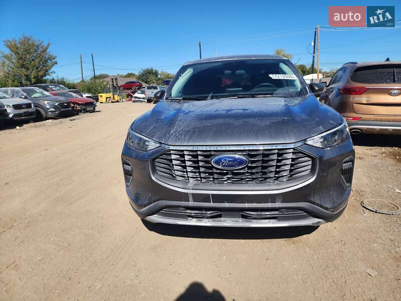 Позашляховик / Кросовер Ford Escape 2023 в Львові