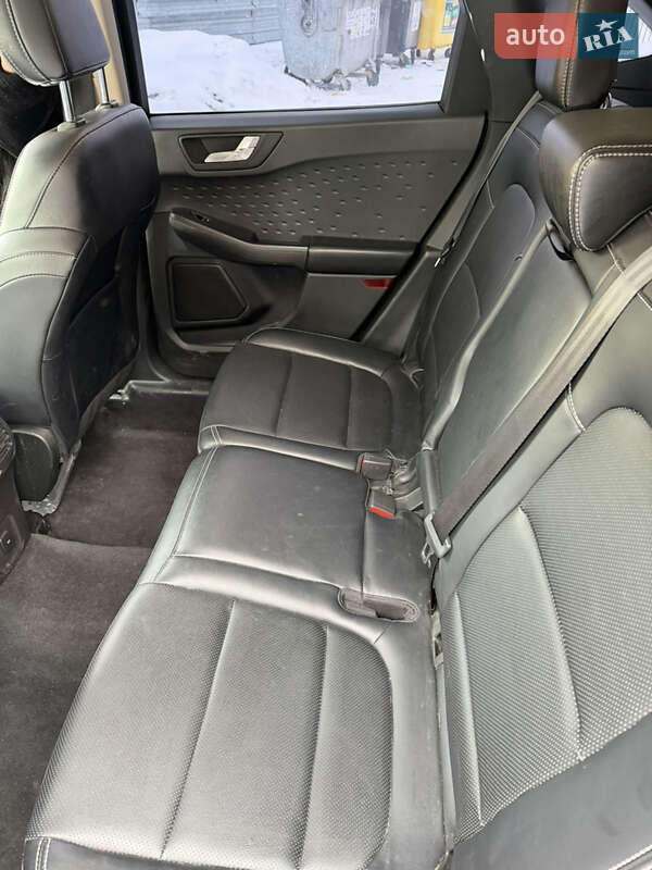 Позашляховик / Кросовер Ford Escape 2019 в Рівному