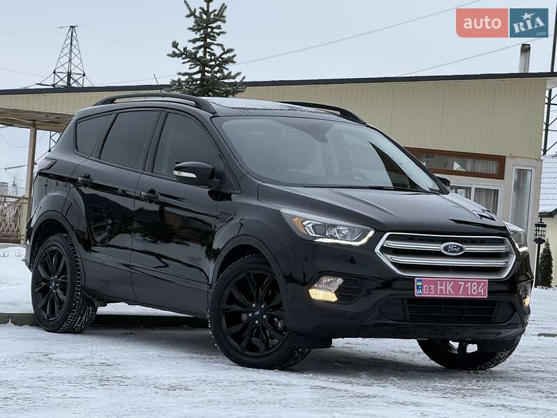 Позашляховик / Кросовер Ford Escape 2018 в Дрогобичі