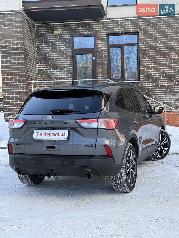 Внедорожник / Кроссовер Ford Escape 2021 в Сумах