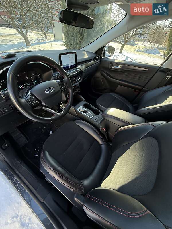 Внедорожник / Кроссовер Ford Escape 2021 в Сумах