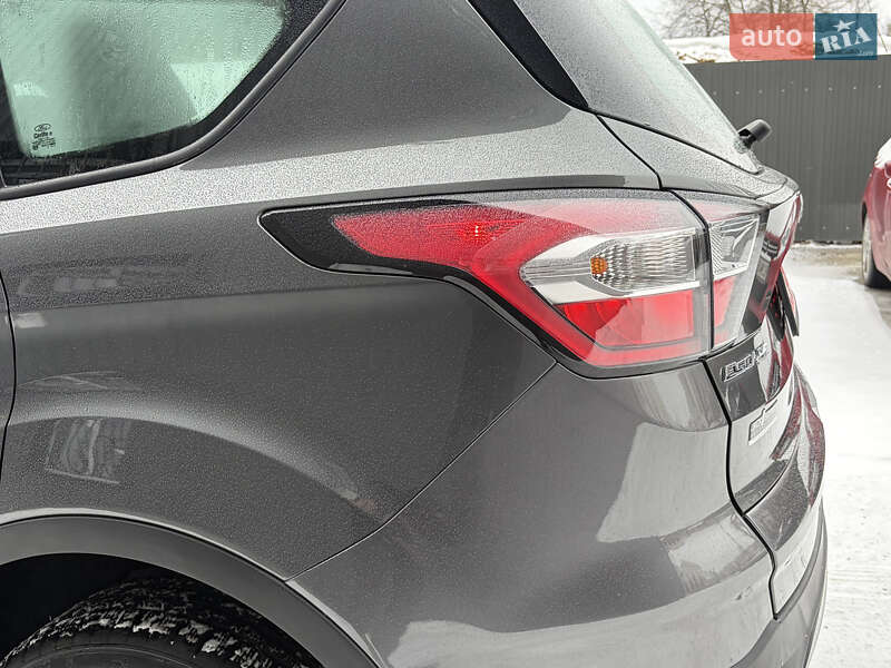 Позашляховик / Кросовер Ford Escape 2018 в Трускавці