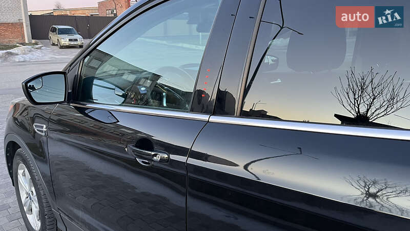 Позашляховик / Кросовер Ford Escape 2013 в Запоріжжі