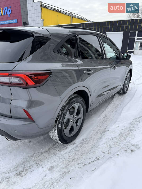 Внедорожник / Кроссовер Ford Escape 2023 в Львове